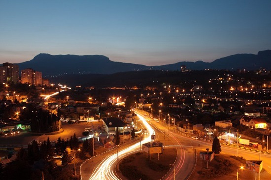 алушта город ночью фото