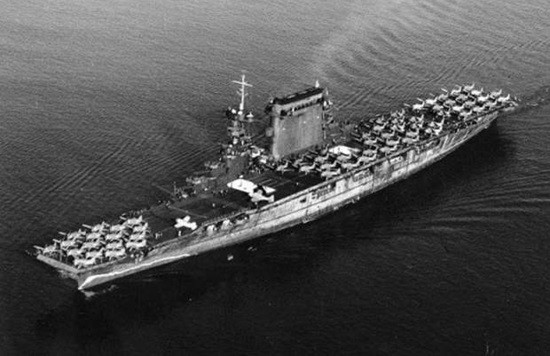 USS Лексингтон фото корабль призрак